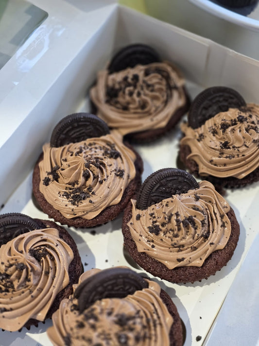 Luxurious Chocolate Oreo Cupcake (Box of 6)